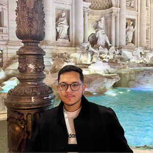 Meet your Posher, Alex